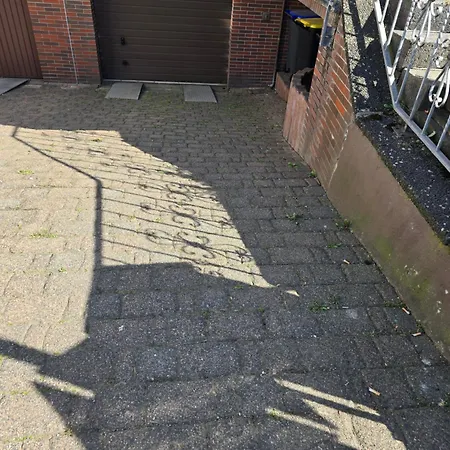 Ergste Am Ruhr 85 Sqm , 3 Minutes To A45 With Garage Schwerte