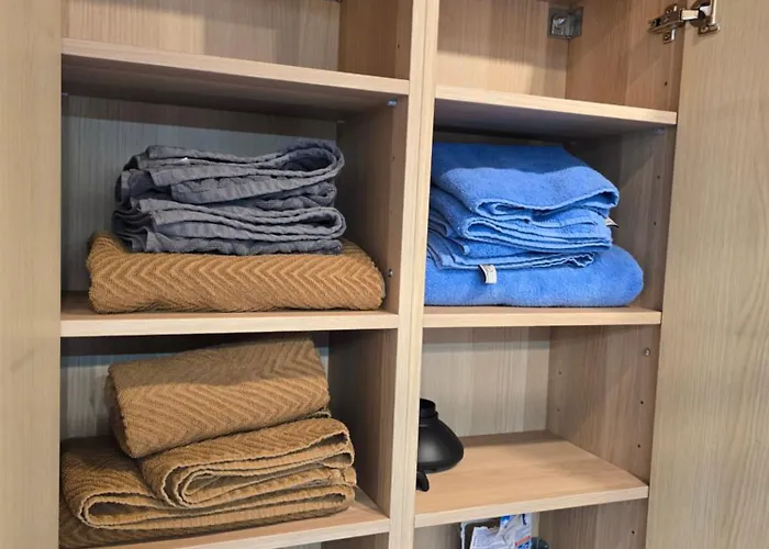 Ergste Am Ruhr 85 Sqm , 3 Minutes To A45 With Garage Schwerte